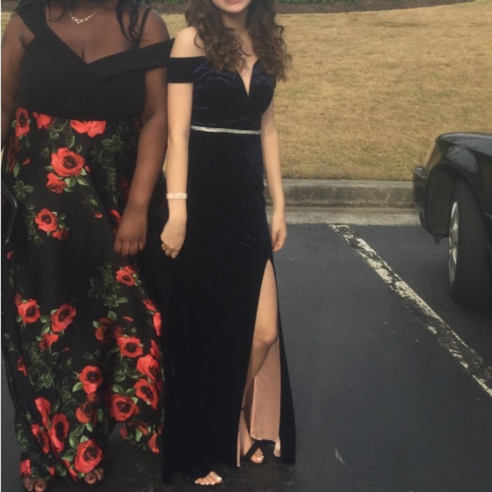 Jodi Kristopher Navy Velvet Off-Shoulder Maxi Dress